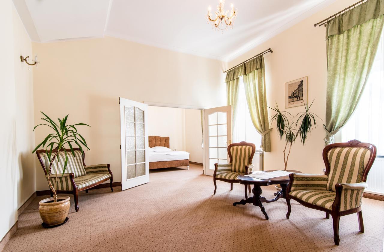 Hotel Piast Slupsk Exterior photo
